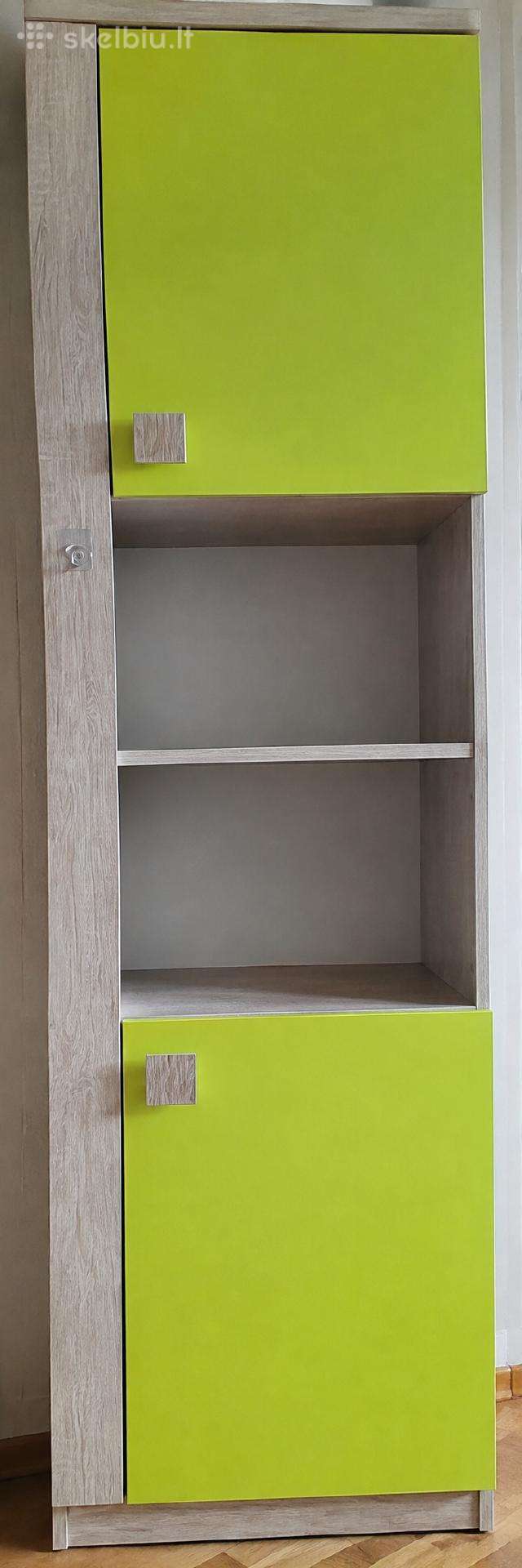 Aukšta komoda