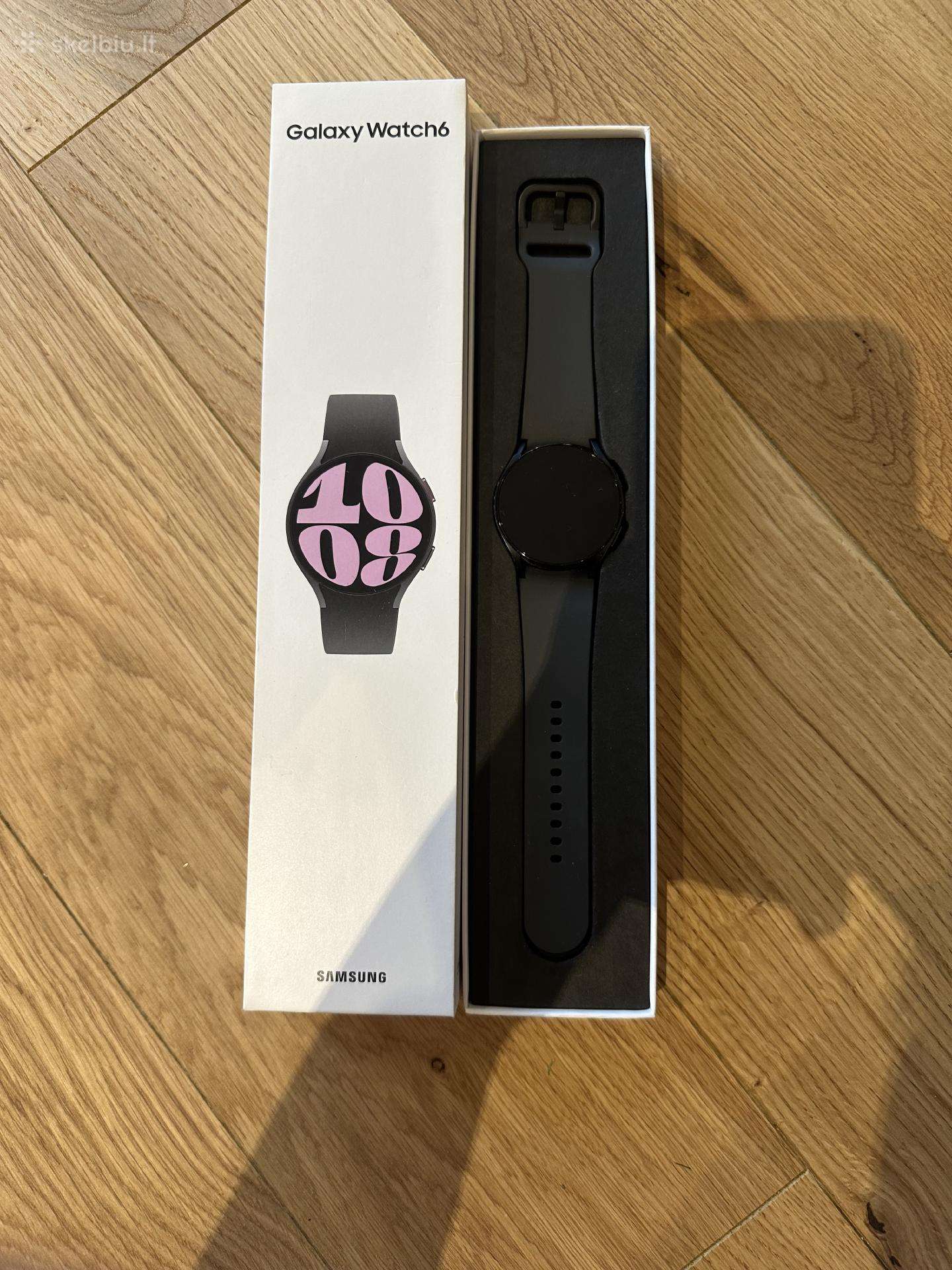 Samsung Galaxy Watch6 + 2 apyrankės