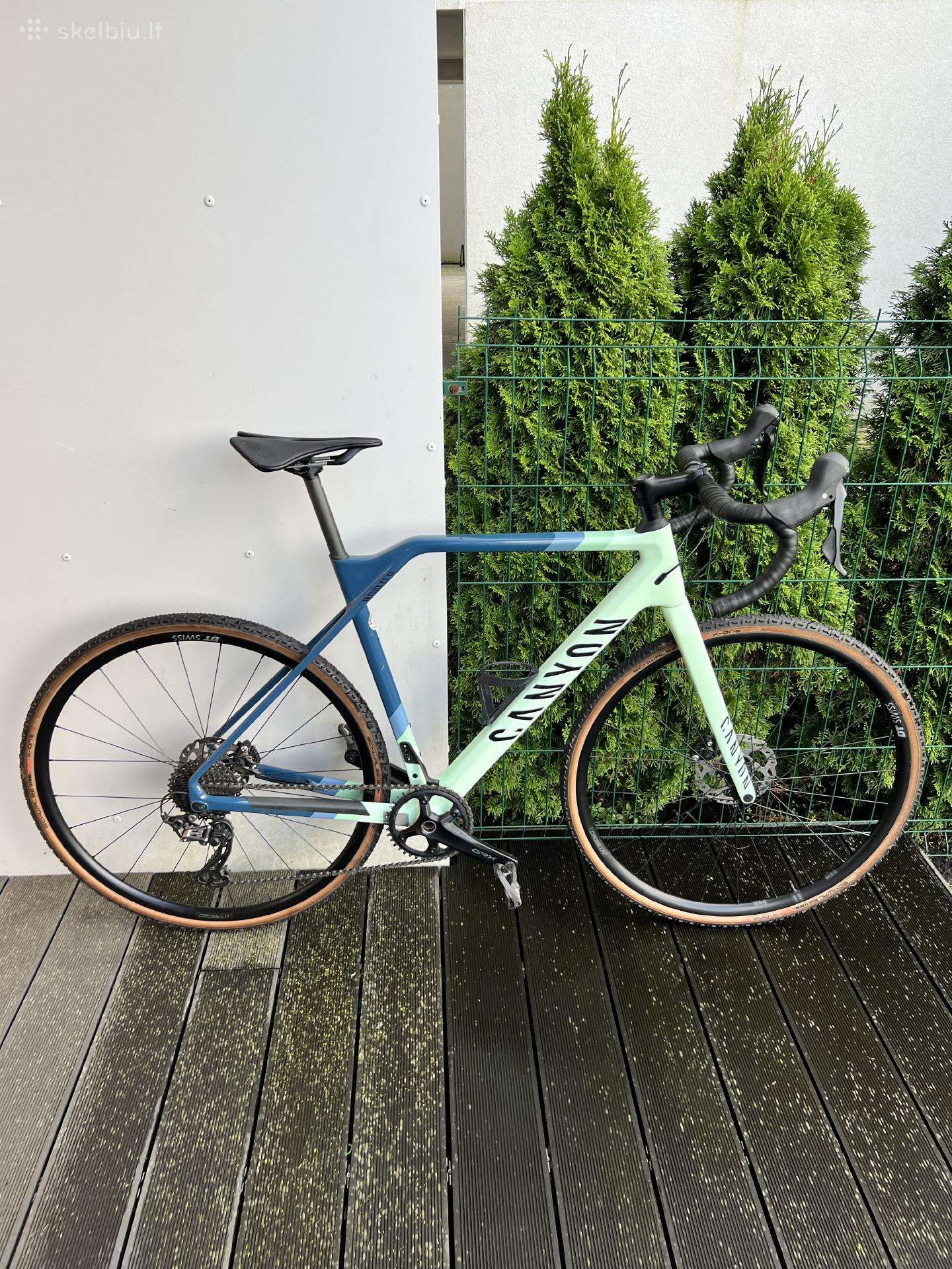 Canyon Inflite CF SL 6
