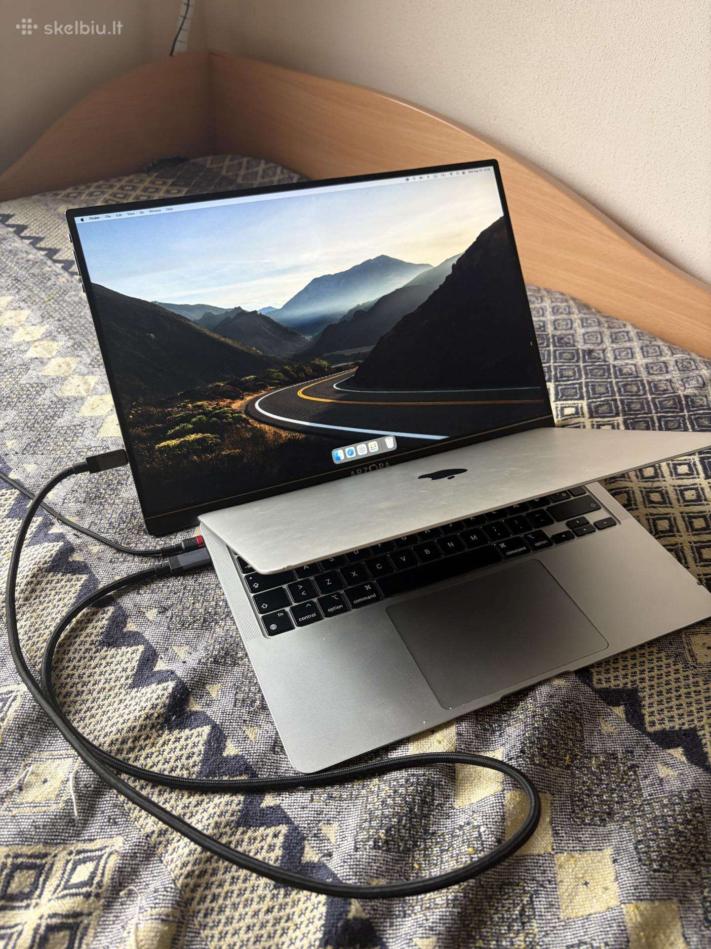 MacBook m1