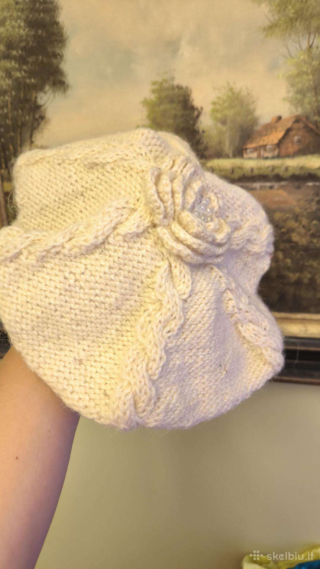 Megzta berete, naturali vilna, handmade