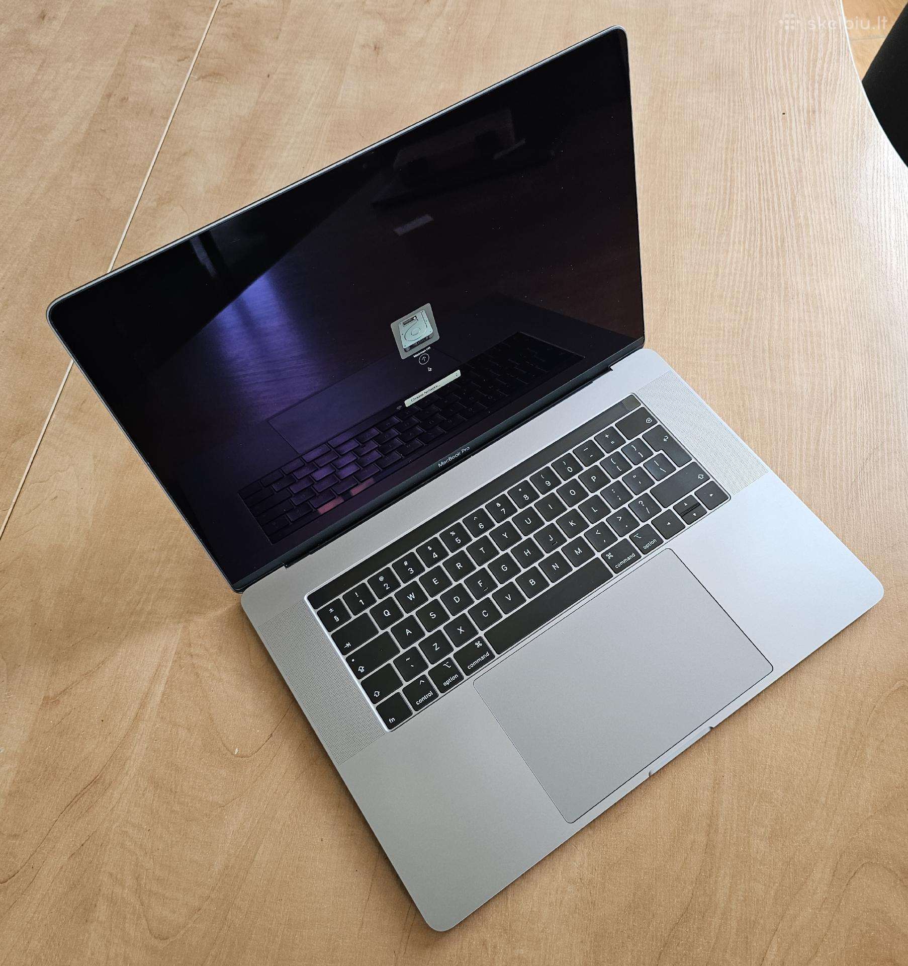 Apple MacBook Pro 15-inch, 2018, i7, 512ssd,16ram