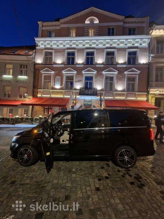 Mercedes-Benz V250, Лимузин