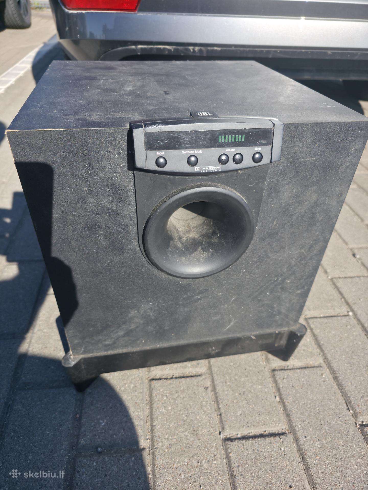 Magnat ir Jbl žemadažnė kolonėlė