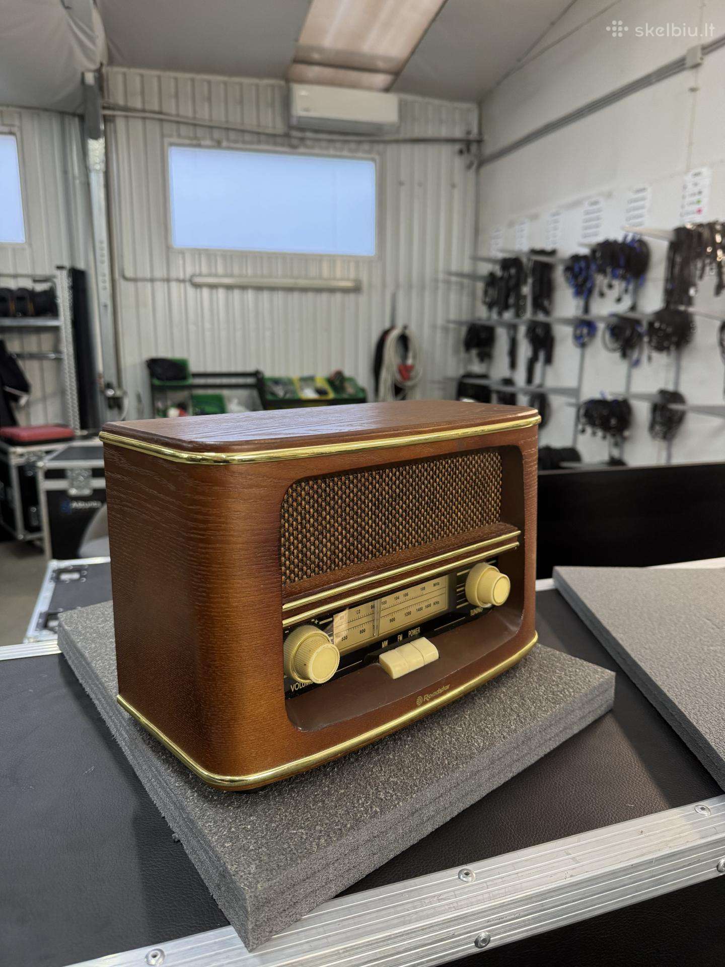 Roadstar retro radijo imtuvas