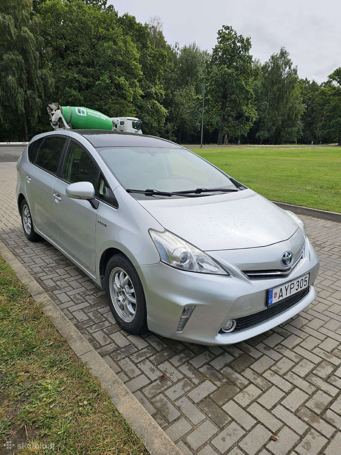 Toyota Prius, hatchback