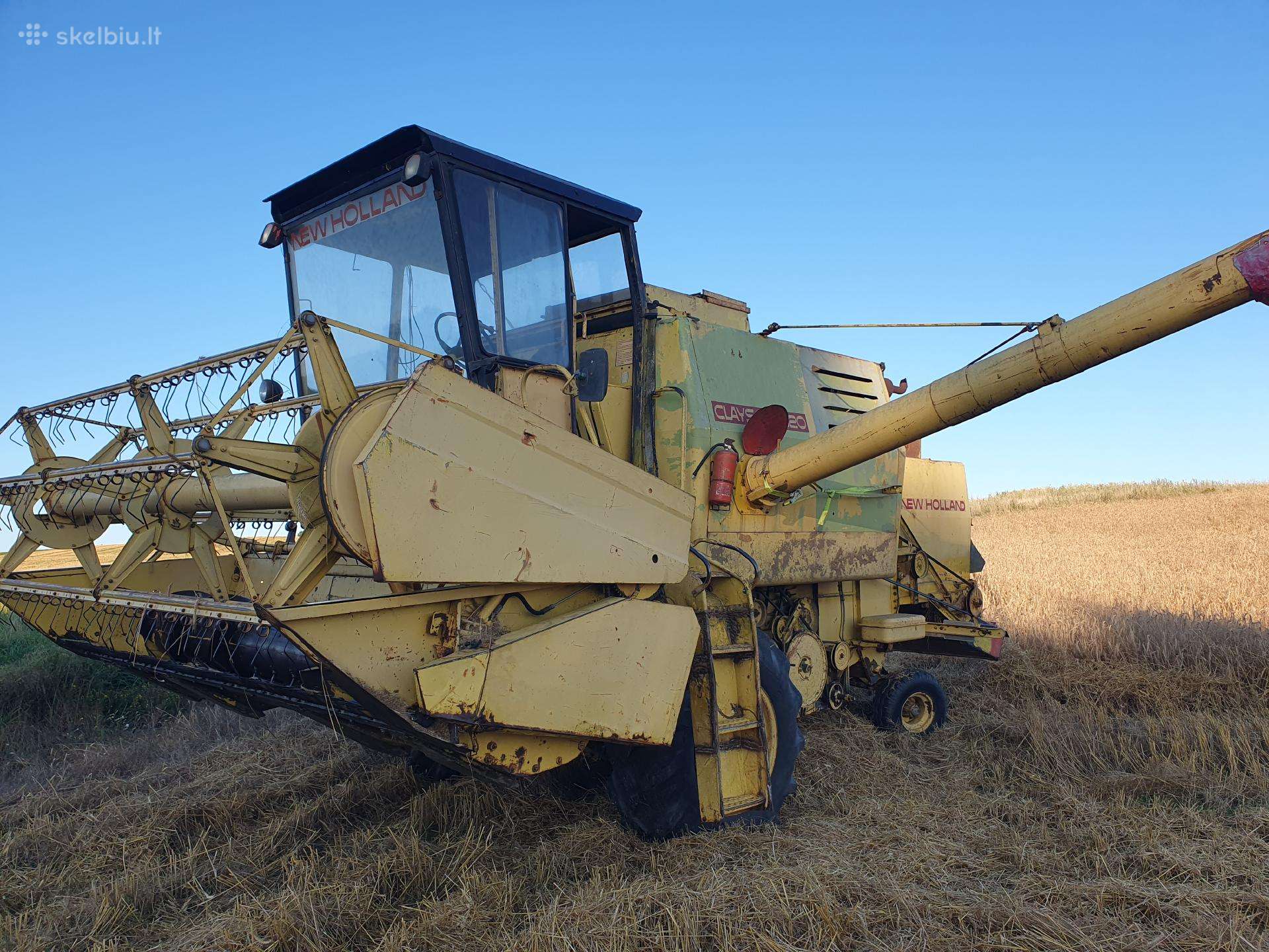 New Holland 1520, combine harvesters
