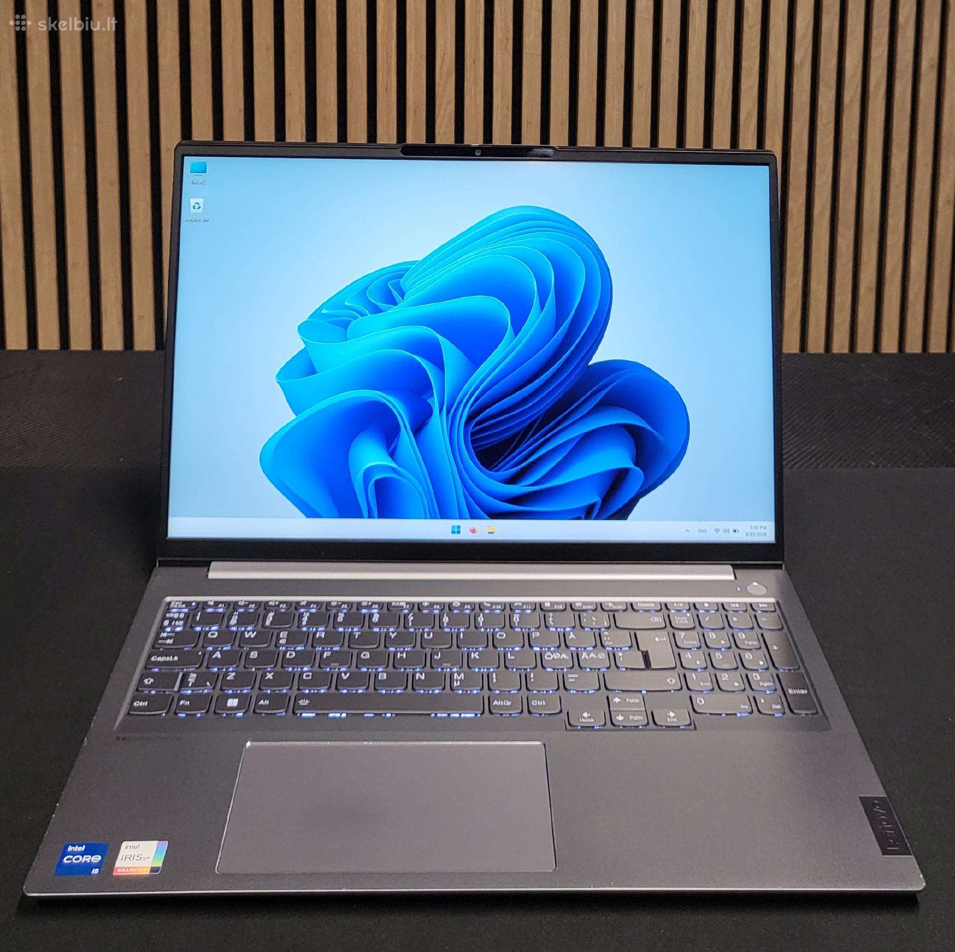 Lenovo 16" / i5 1235u / 16 GB Ddr5 / Nvme / Fhd+