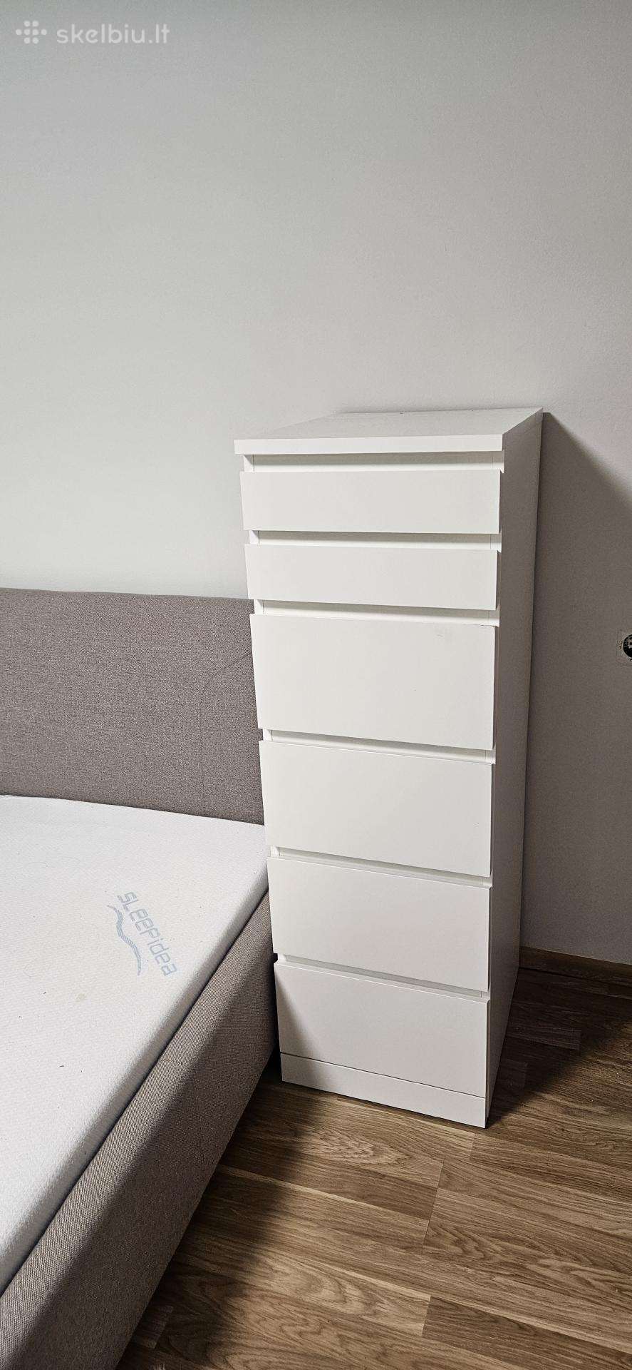Komoda su veidrodžiu - Ikea