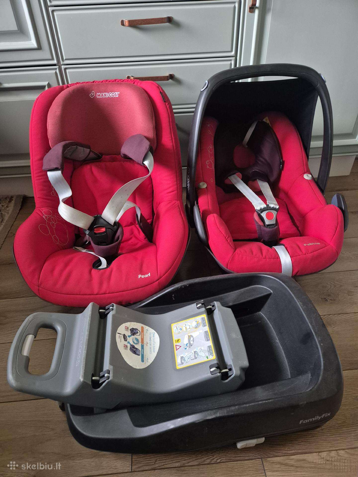 Maxi cosi Pebble ir Pearl kartu su familyfix baze