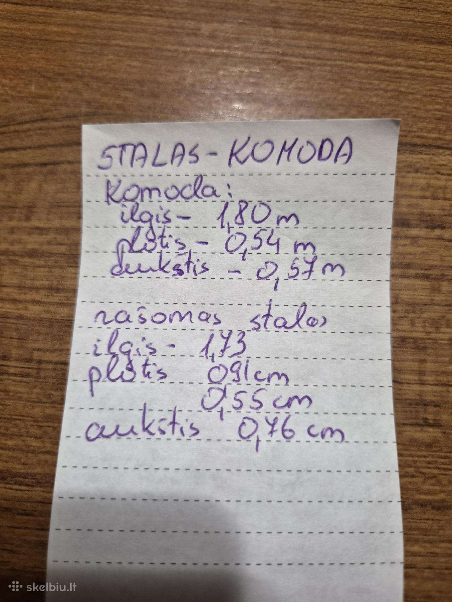 Rašomas stalas-komida