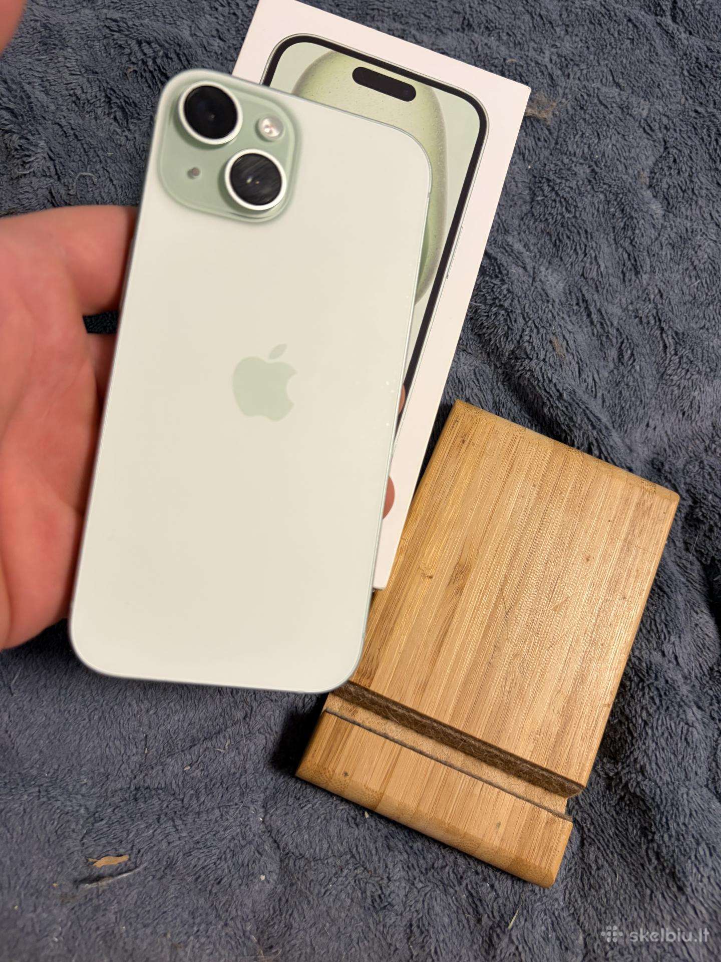 iPhone 15