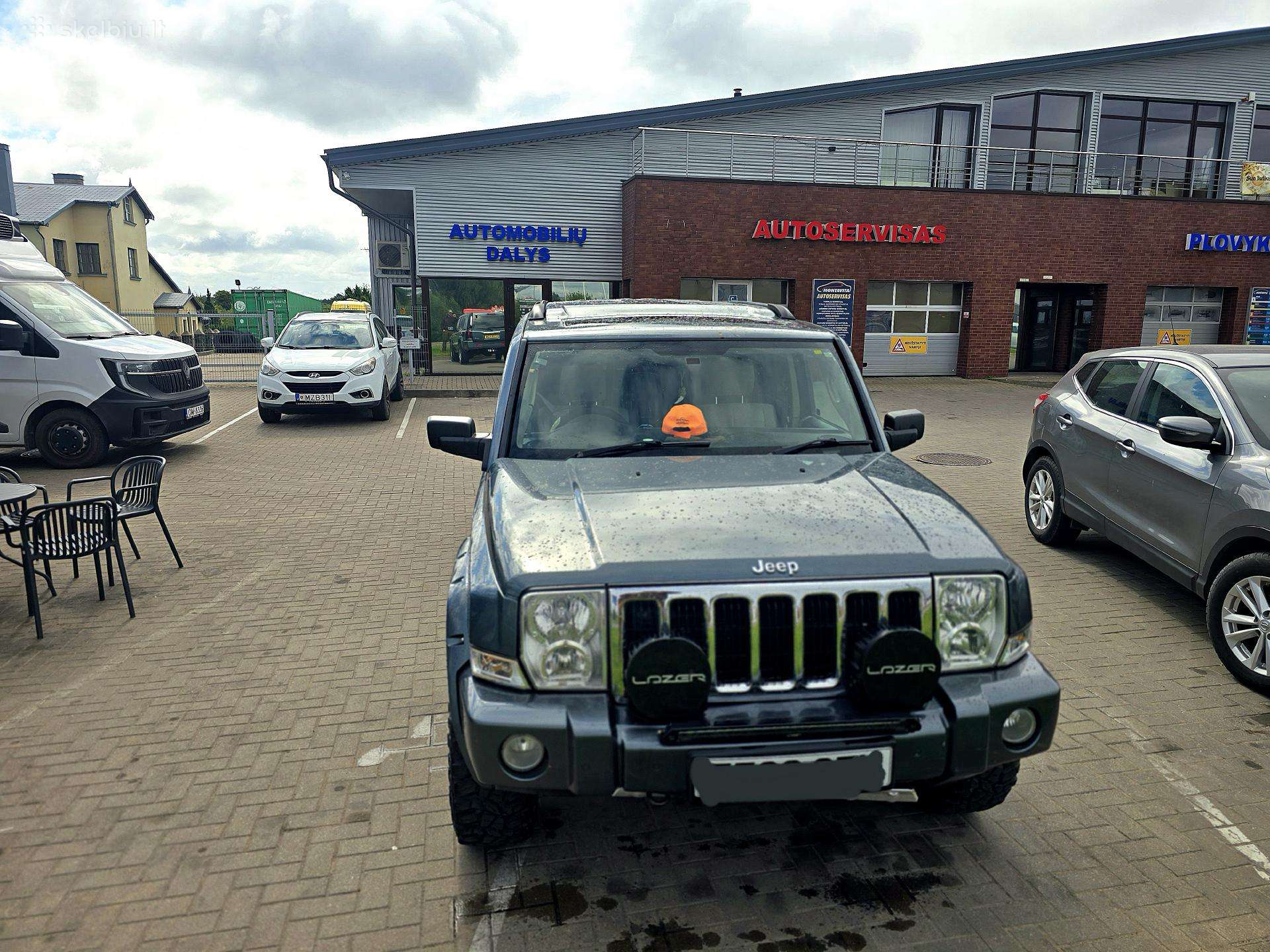Jeep commander
