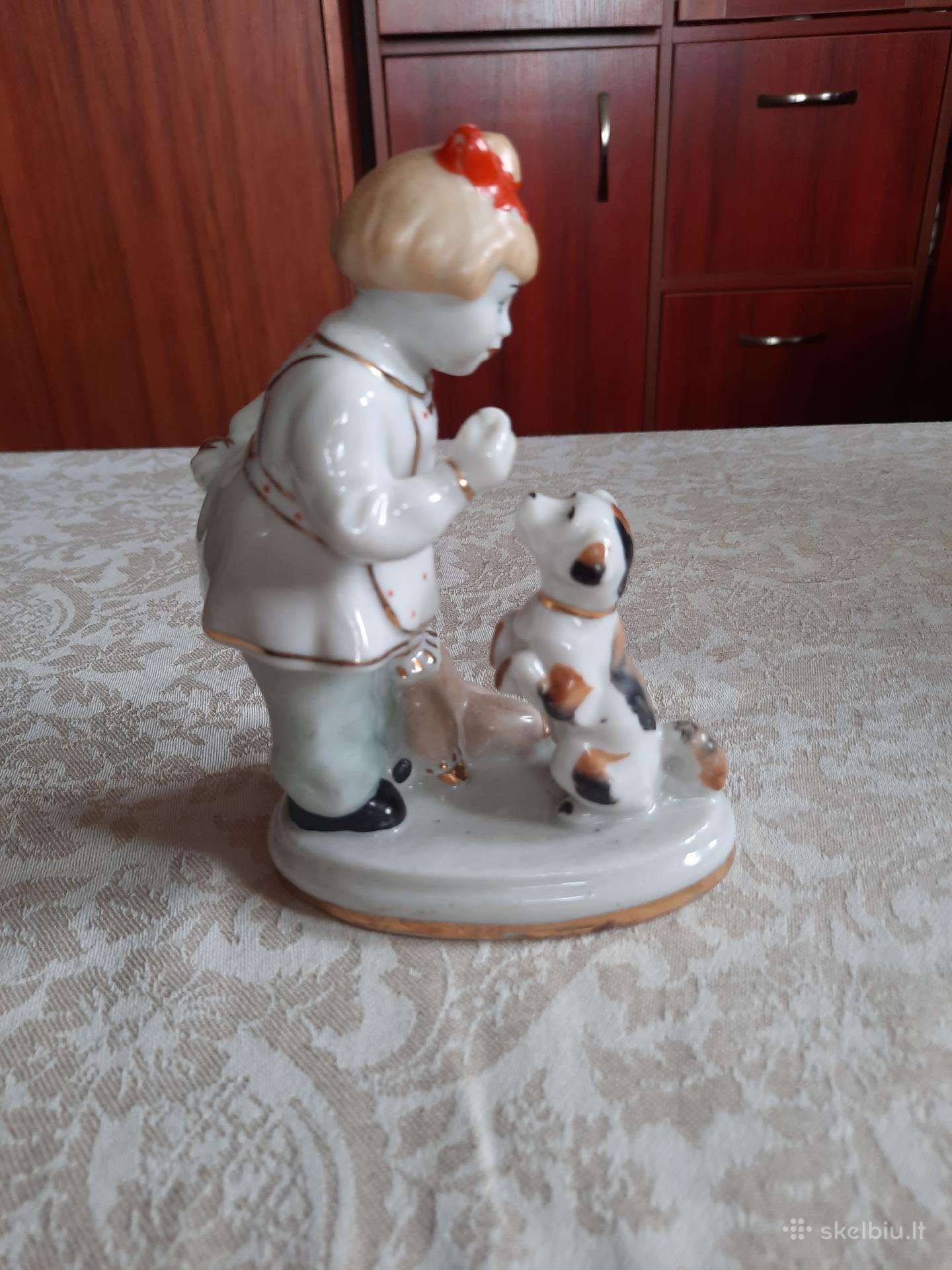 Porceliano statulėlė