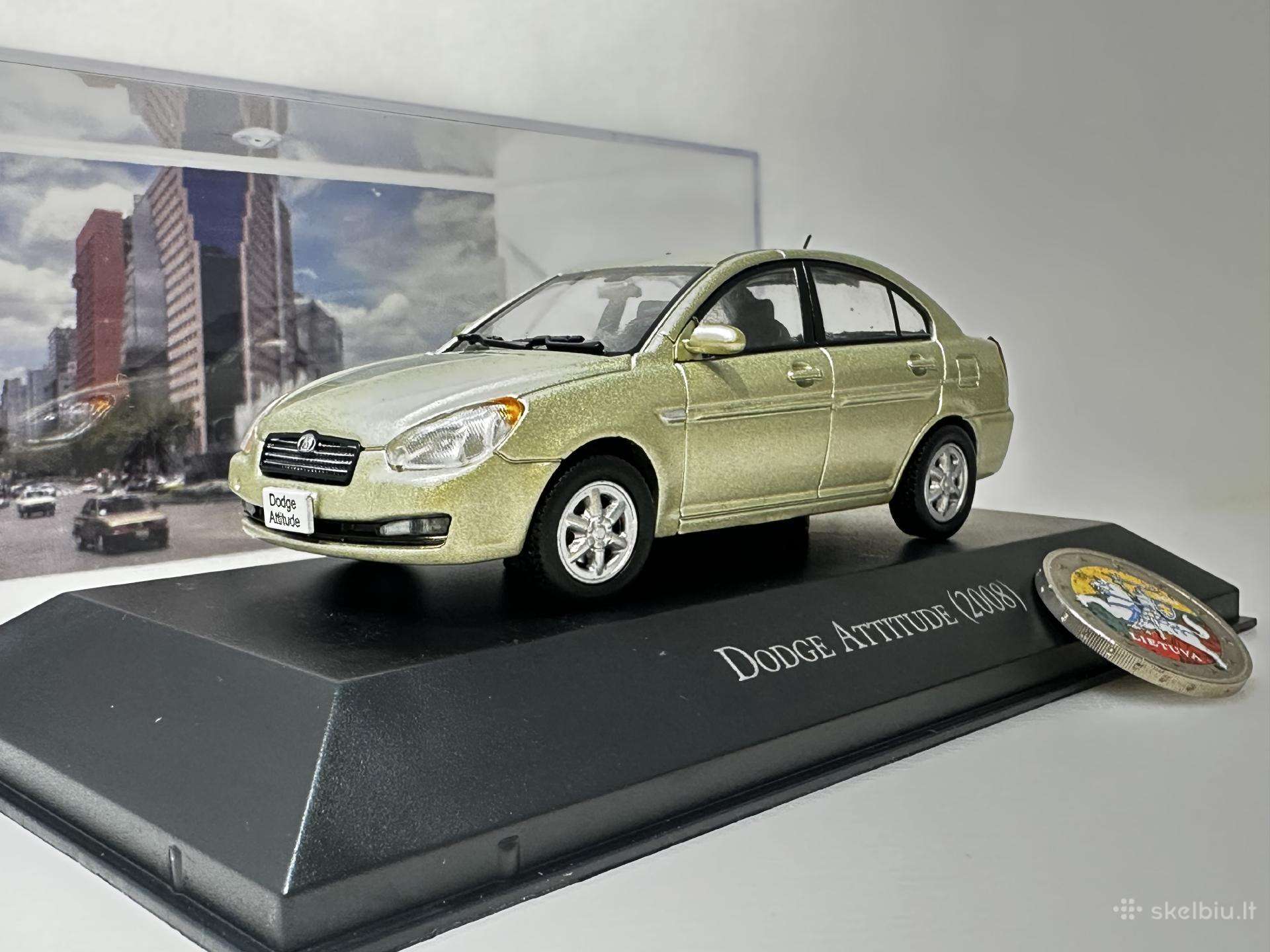 Dodge Attitude 2008 žalsva 1:43 Salvat