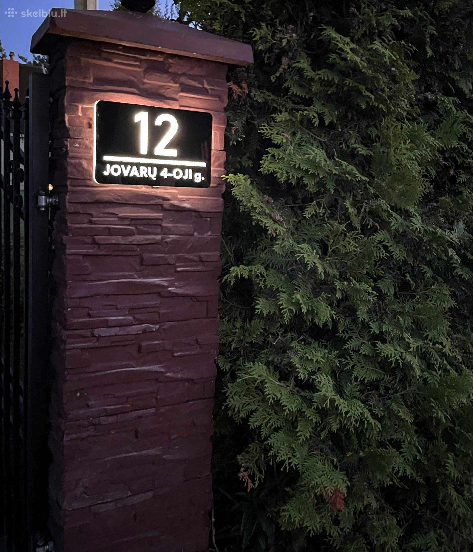 Šviečiantis namo numeris