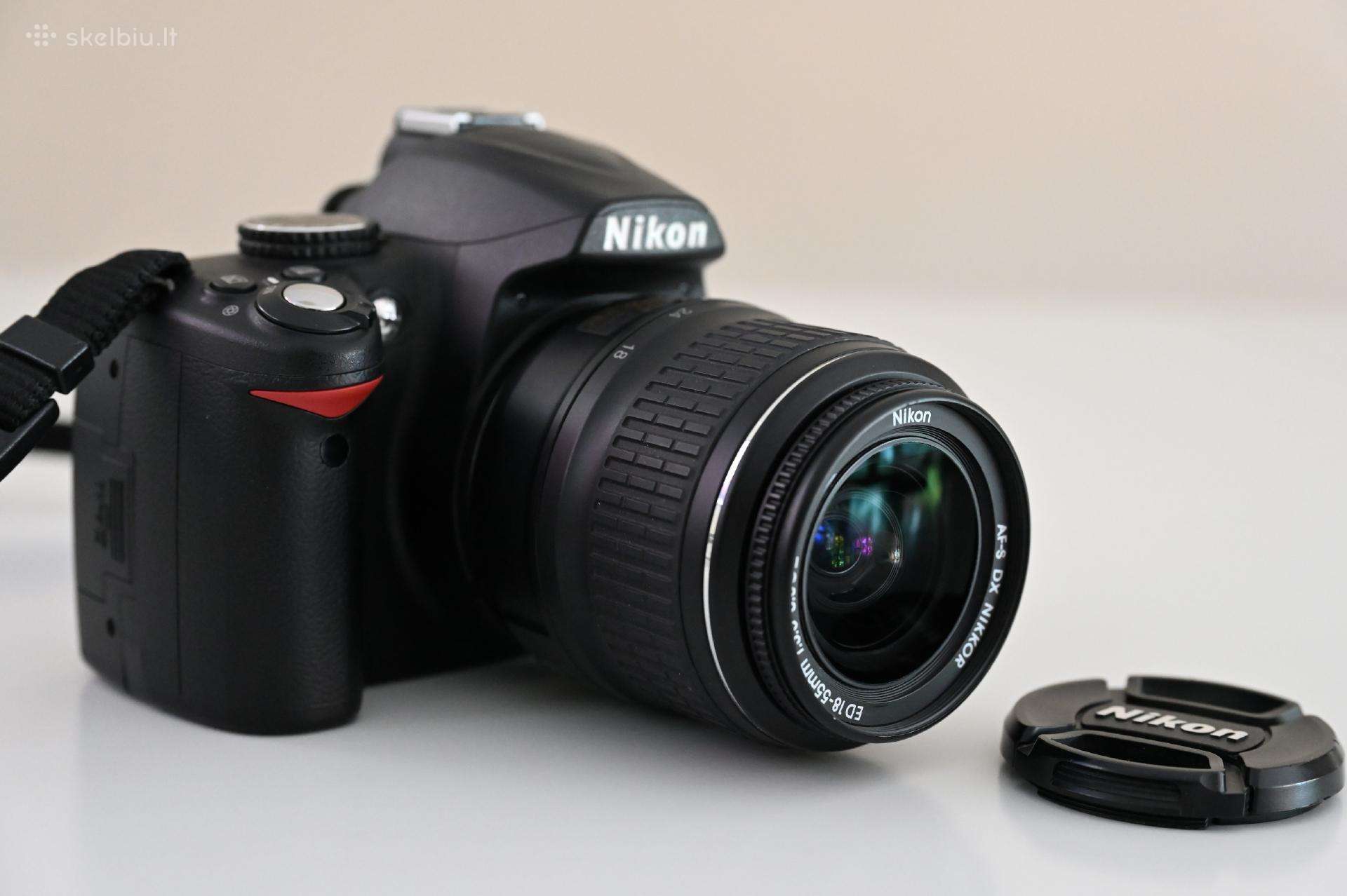 Nikon D3000 + Nikkor 18-55mm