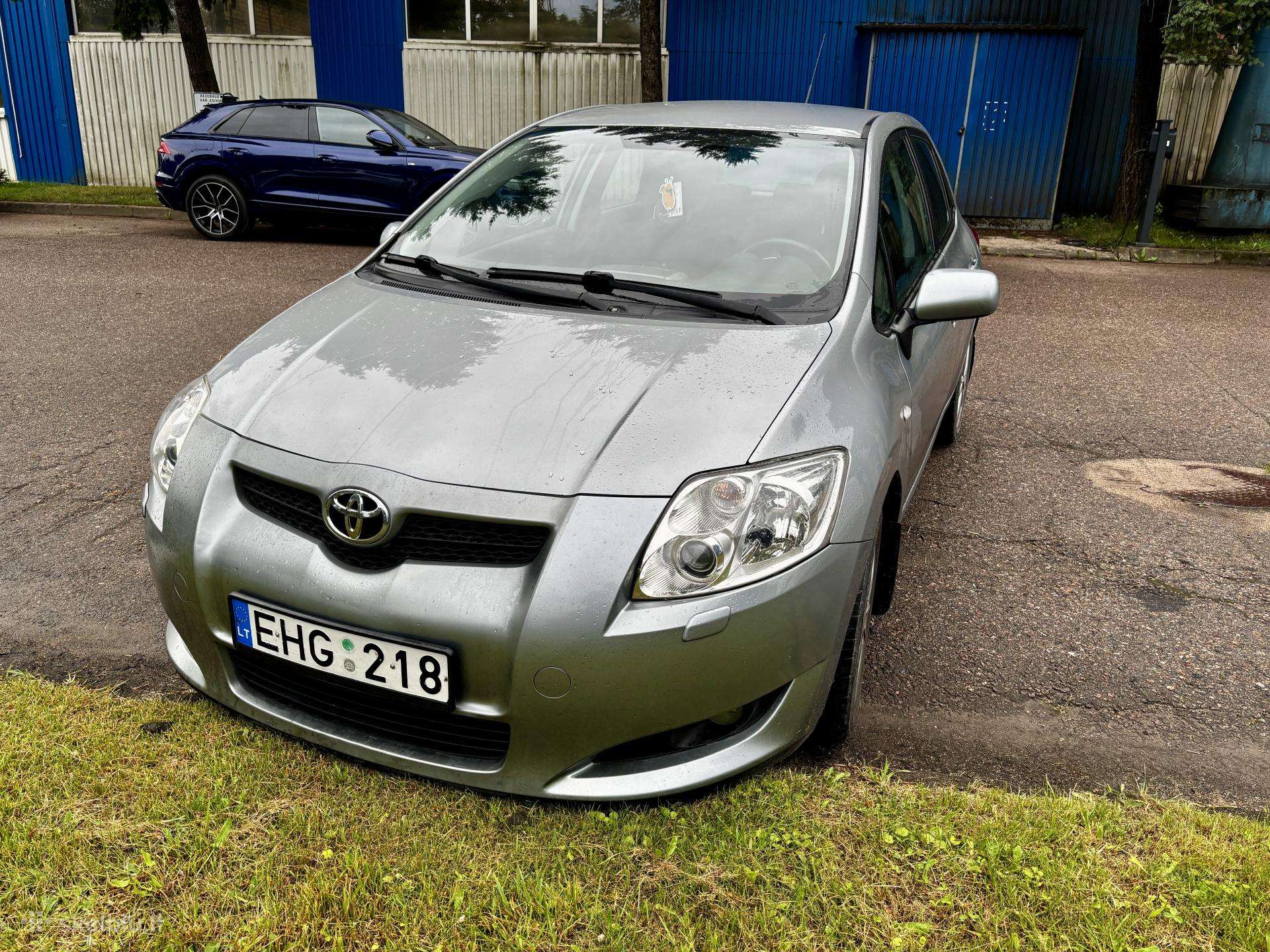 2009 Toyota Auris, Automatas, Benzinas