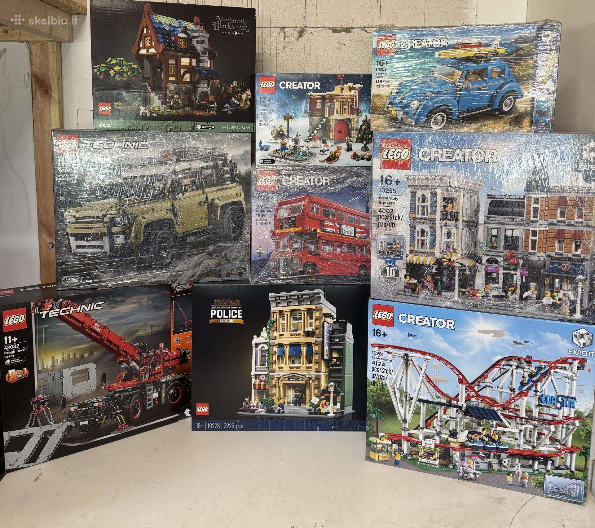 Lego Creator 10255 10261 Lego Technic 42082ir kiti