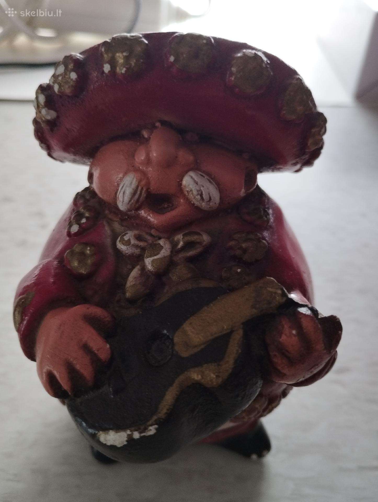 Vintažinės figūrėlės