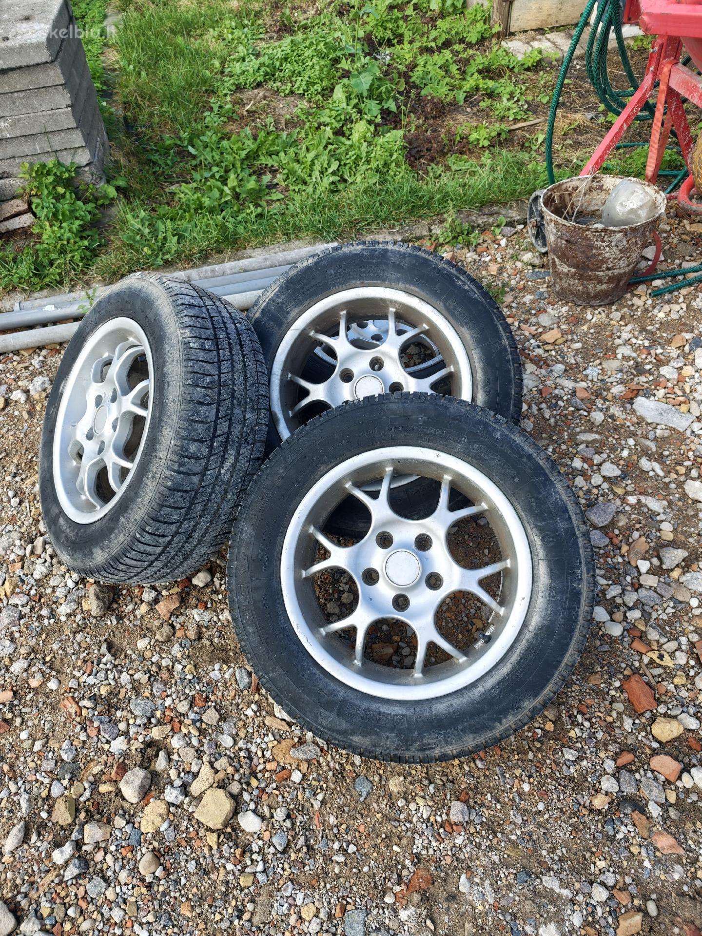 VW ratai
