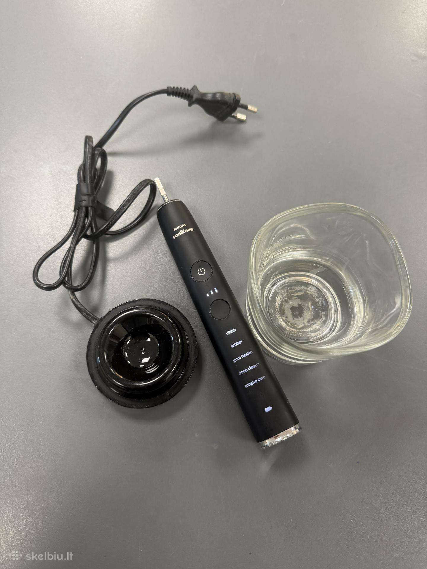 Philips sonicare 9900 elektrinis dantų šepetėlis