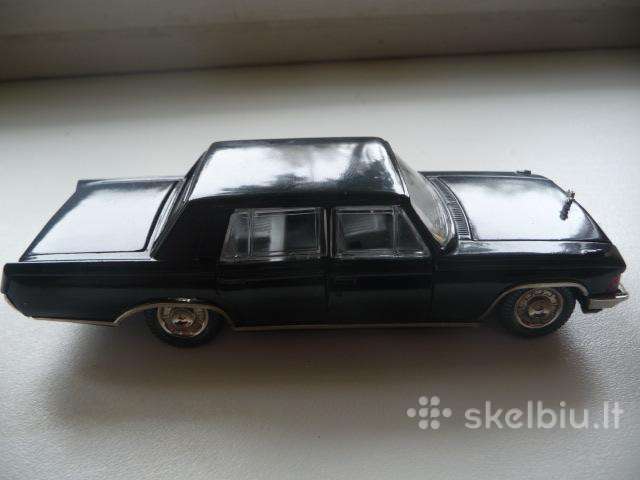 Auto modeliukas Zil 117 1:43