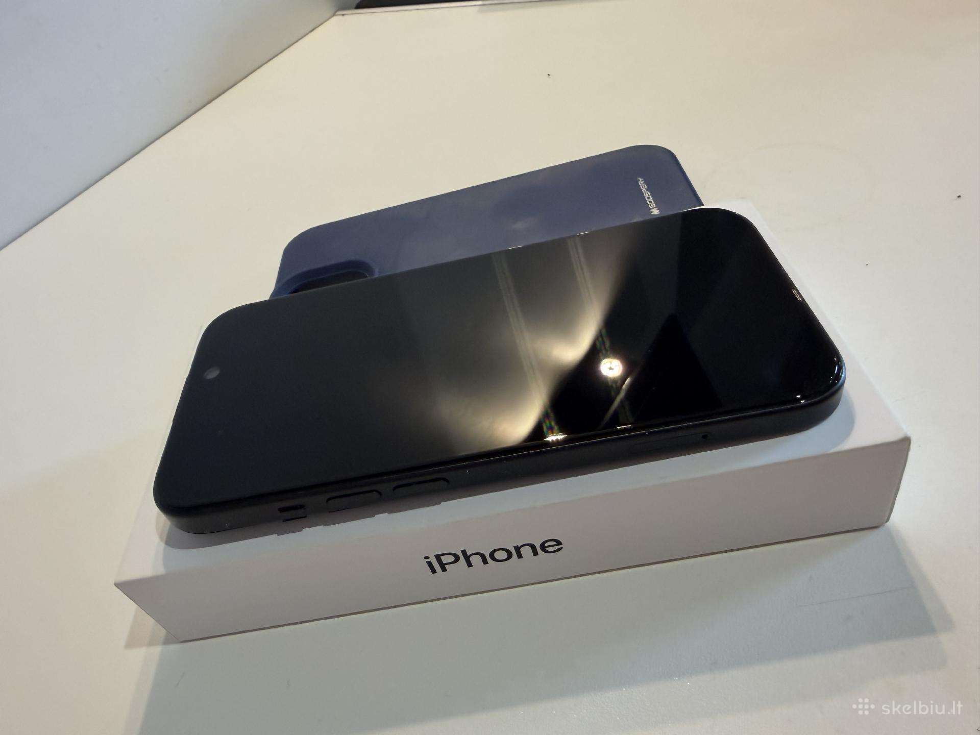 iPhone 15