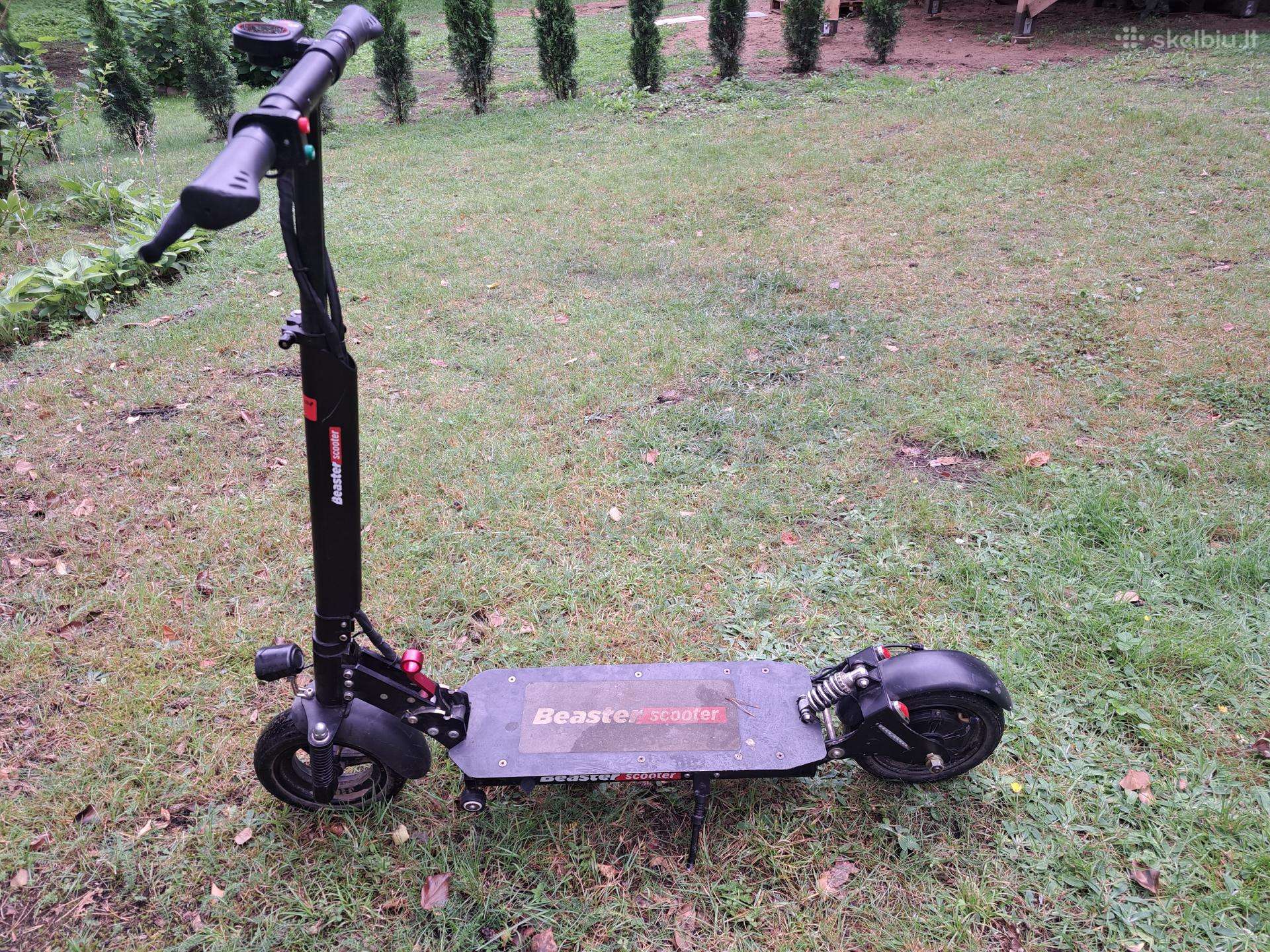 Beaster Scooter Bs68