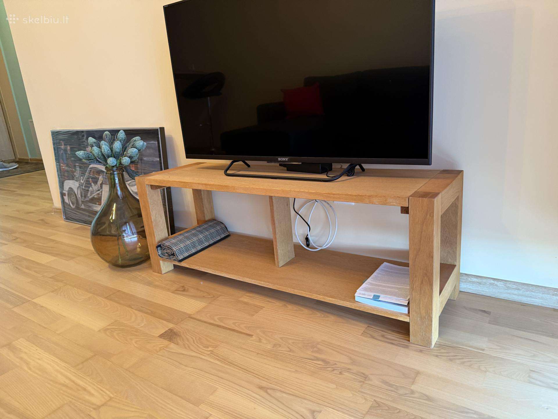 TV staliukas