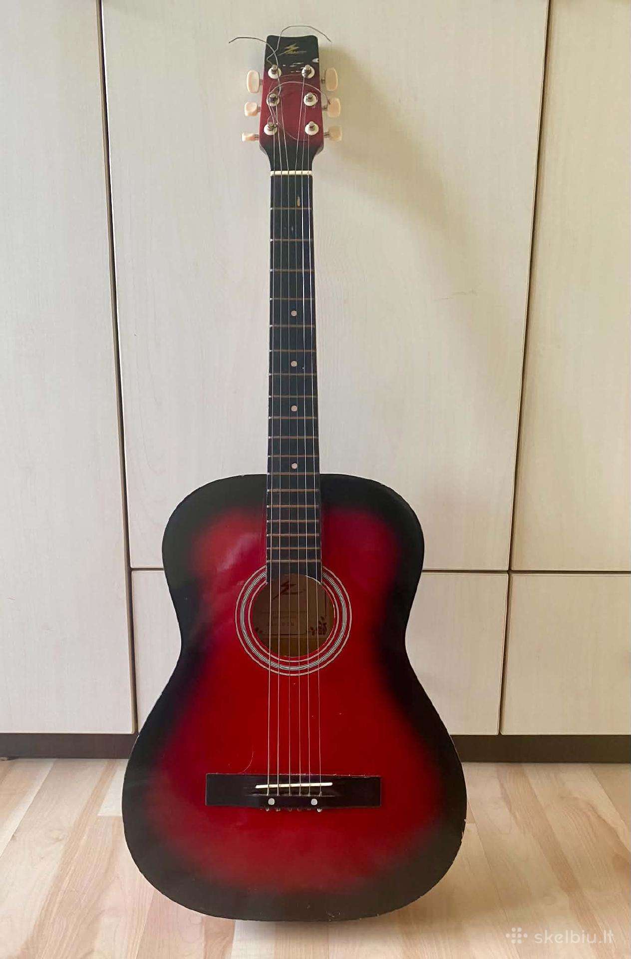Parduodu klasikinę gitarą