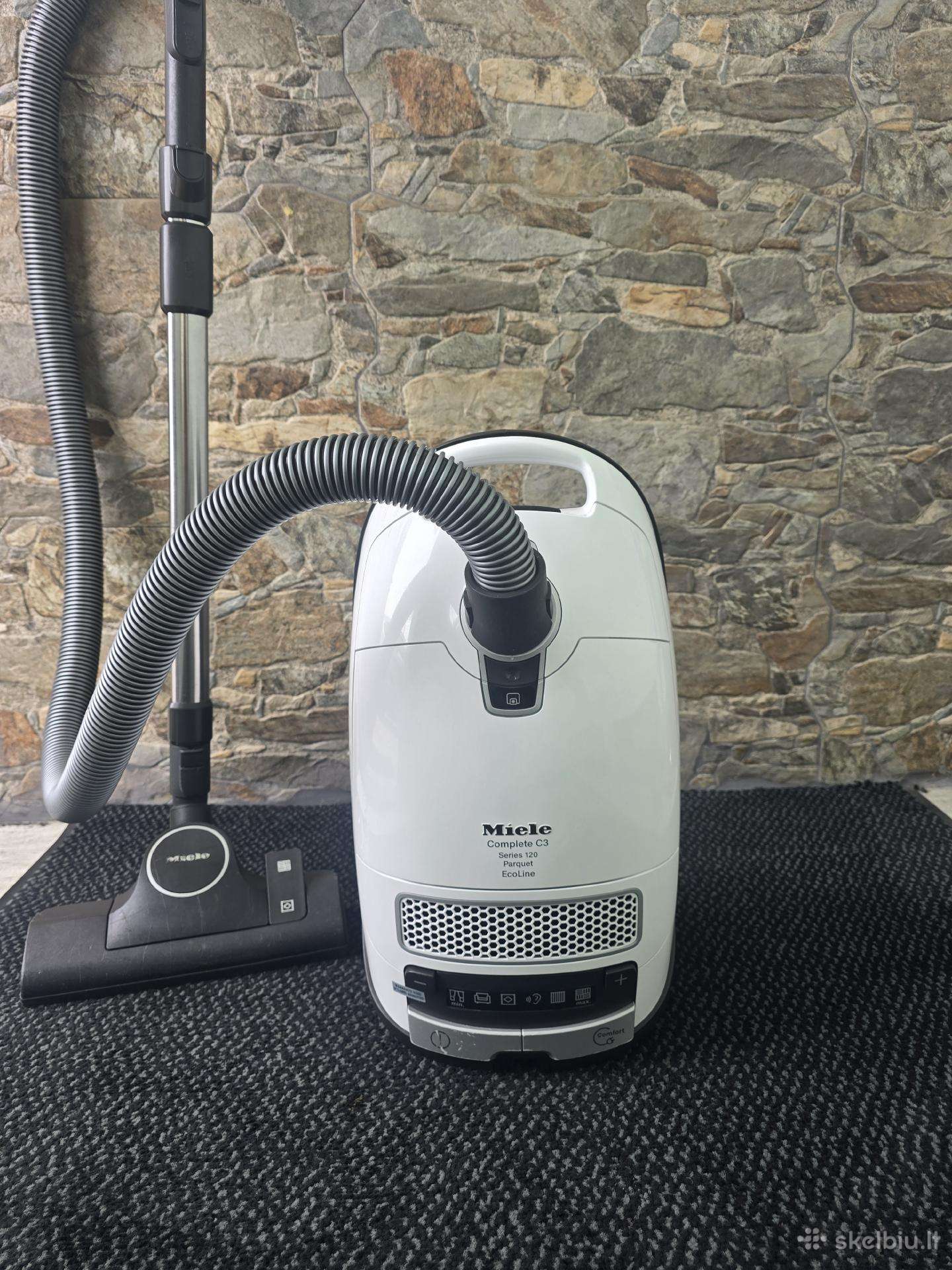 Dulkių siurblys Miele Complete C3