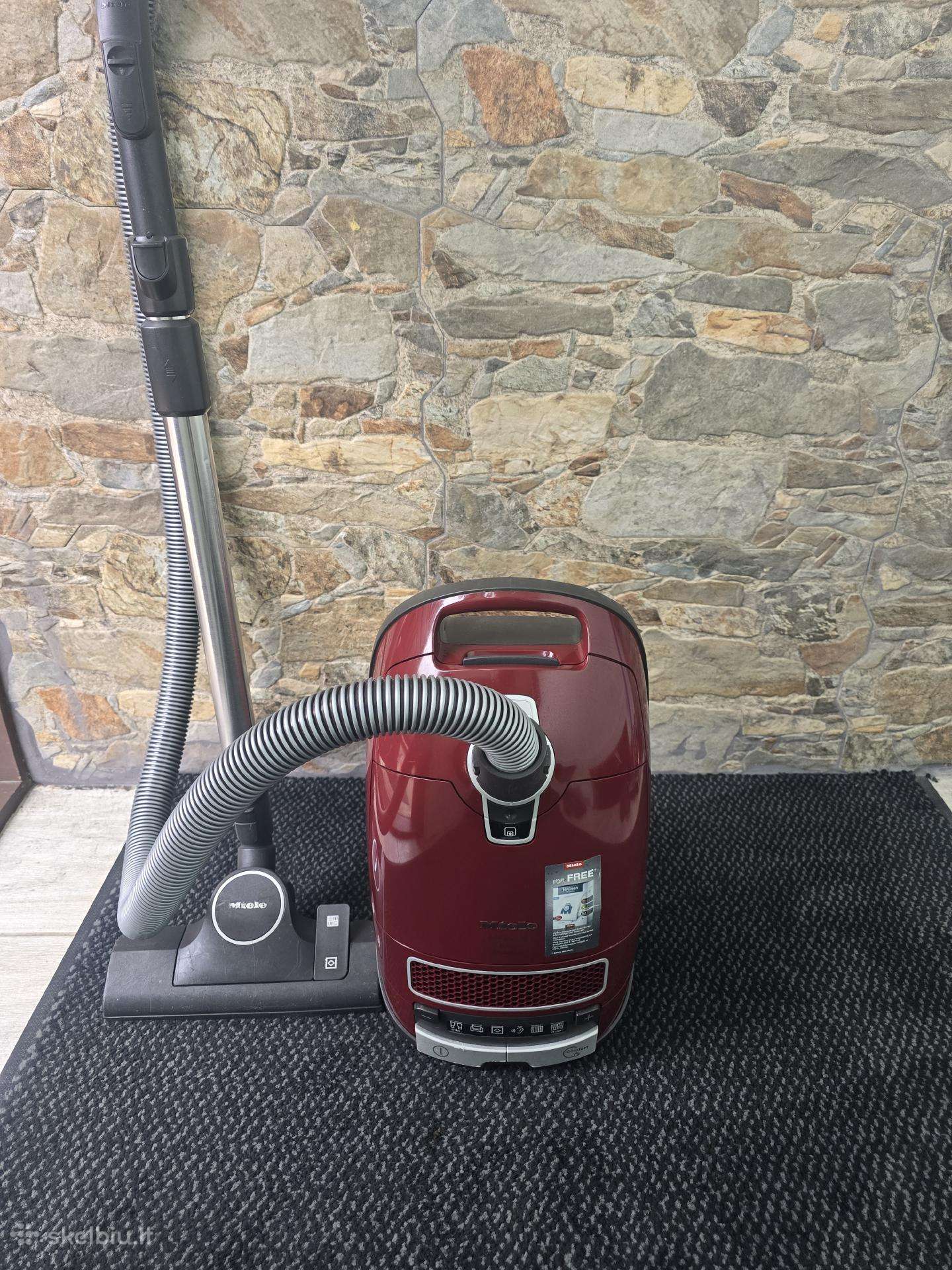 Dulkių siurblys Miele Complete C3