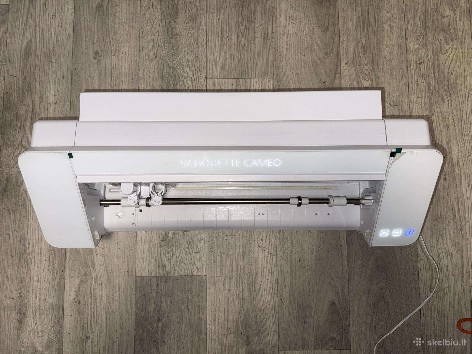 Silhouette cameo 4