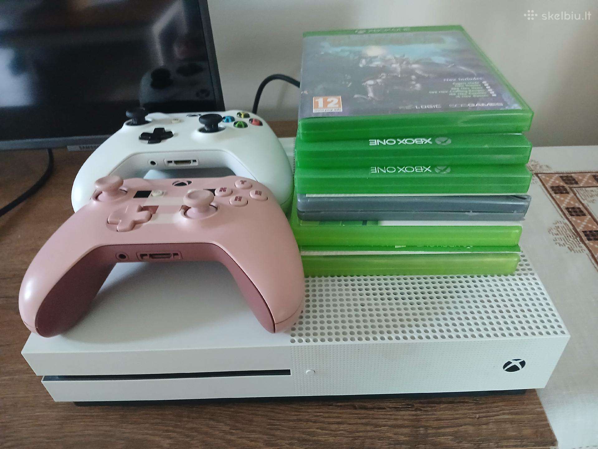 Xbox one S+2 pulteliai + 6 žaidimai