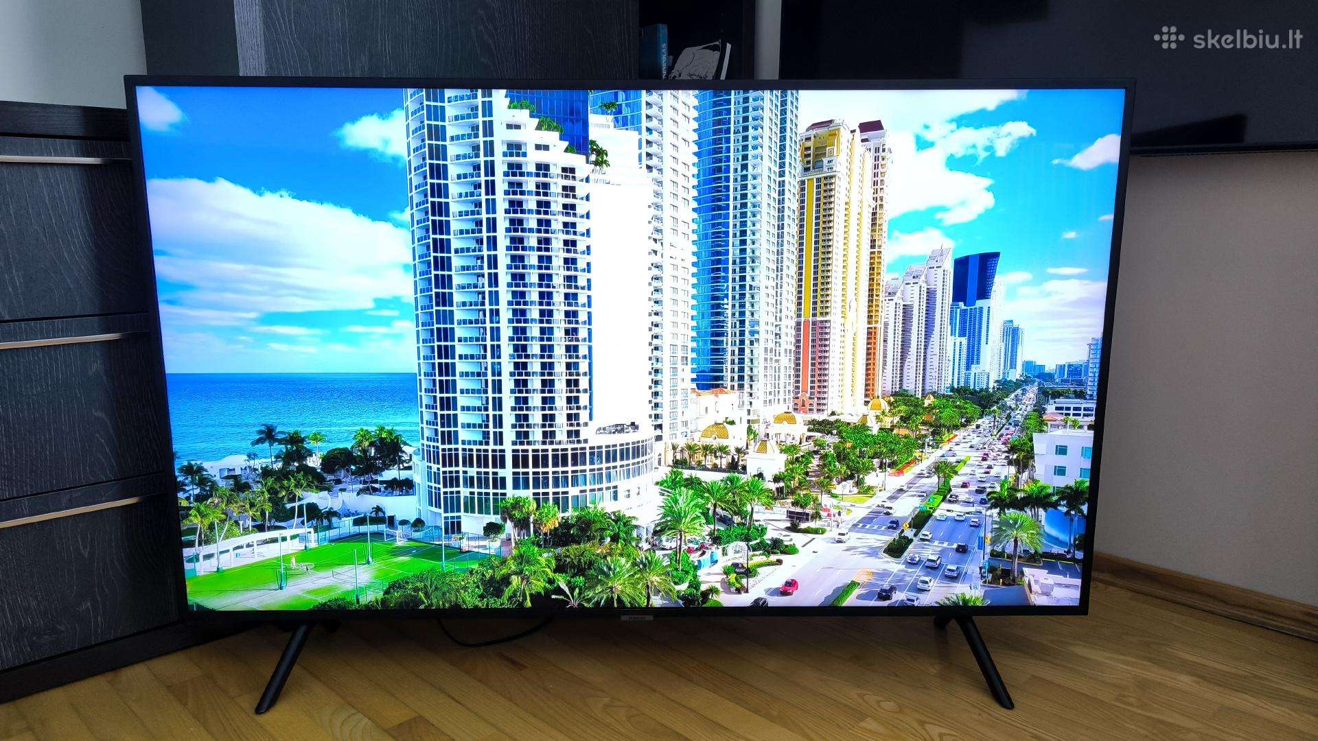 Parduodu 140cm Samsung Uhd Smart TV Ue55ru7172uxxh