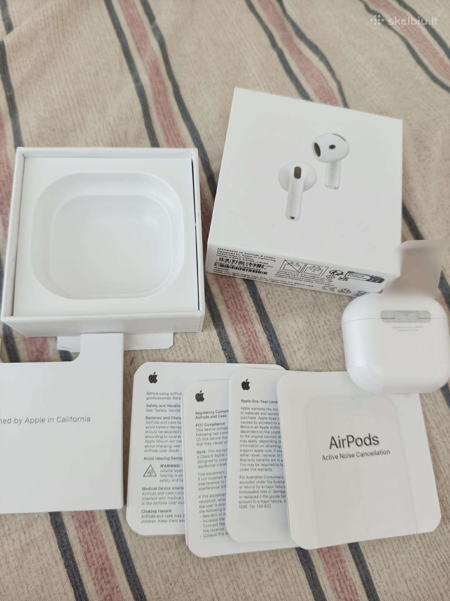 Airpods 4 Su Aktyviuoju garso slopinimu