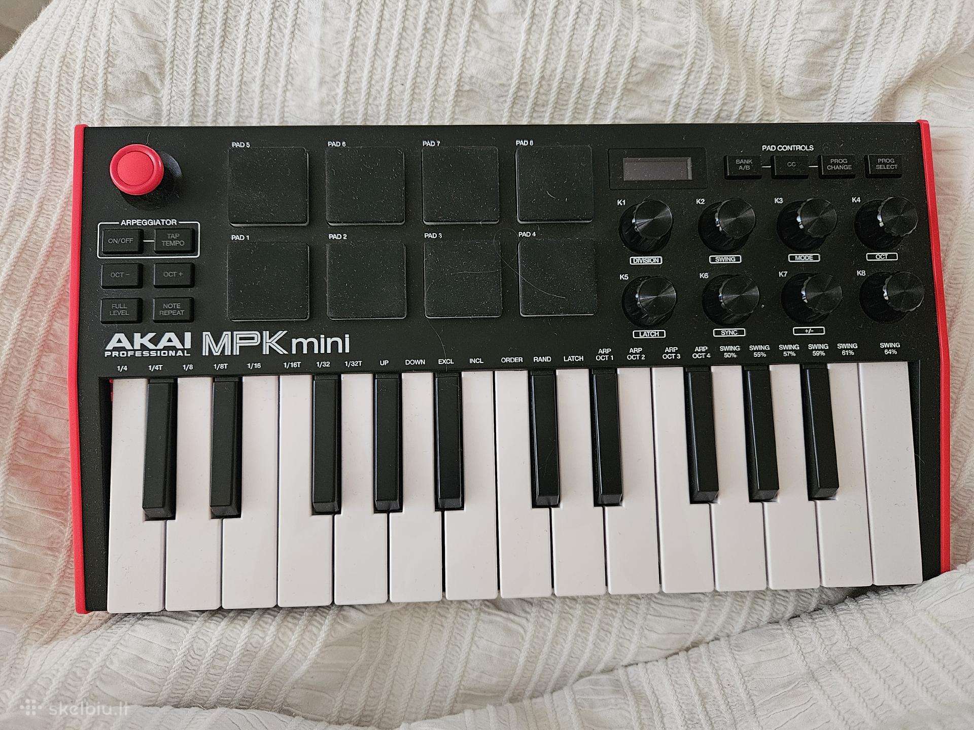 Akai Mpk Mini Mk3 Red Midi klaviatūra