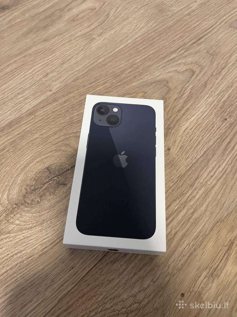 iPhone 13 midnight