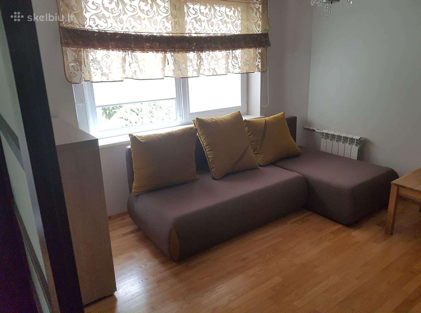 Išnuomojamas 1 kambarys 4 kambarių bute