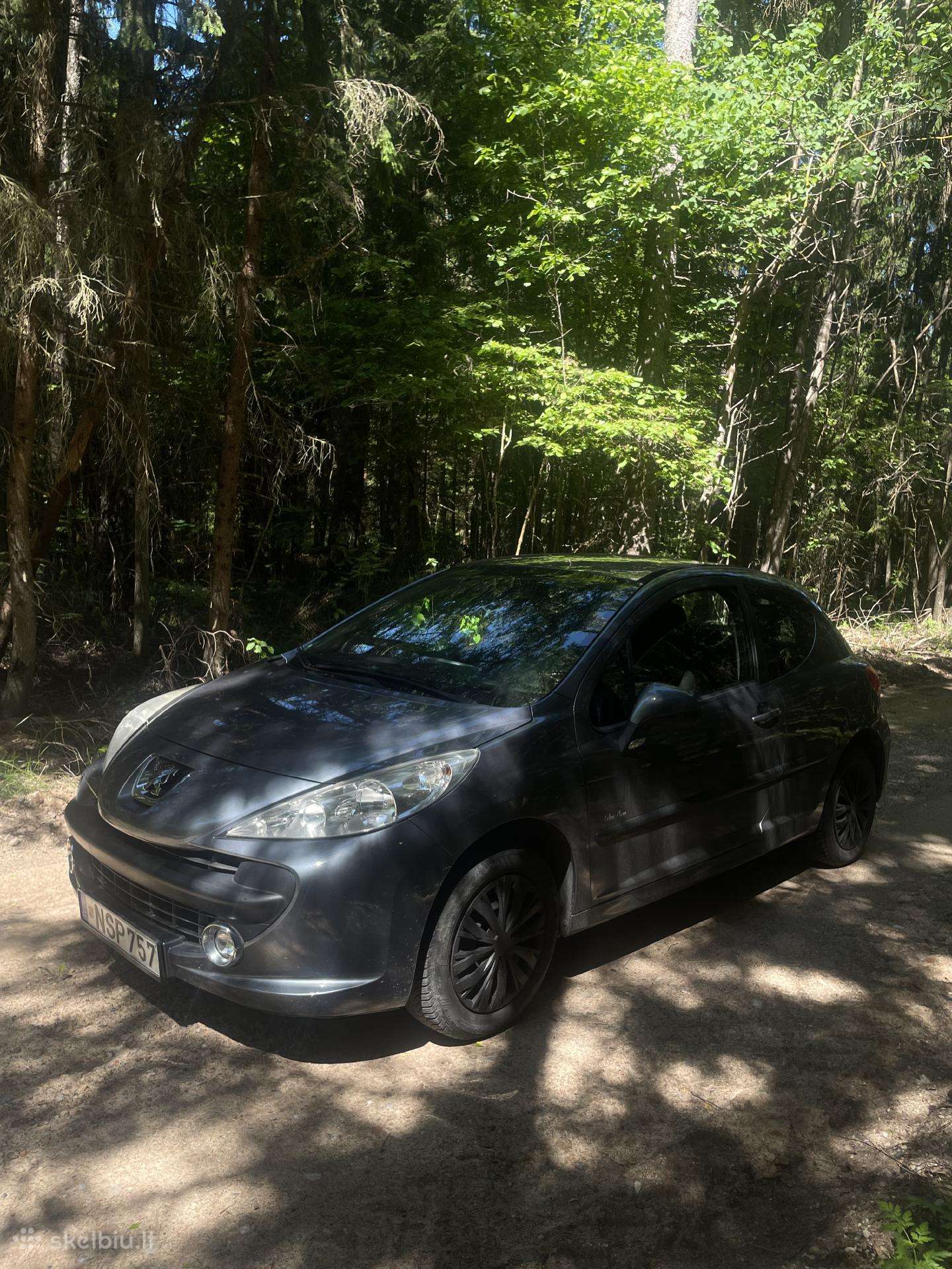 Peugeot 207, 1.4 l., hatchback