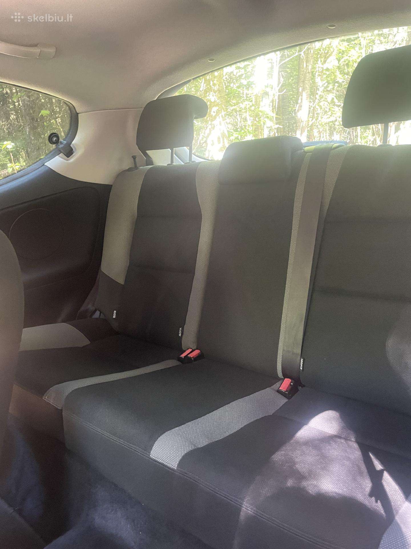 Peugeot 207, 1.4 l., hatchback