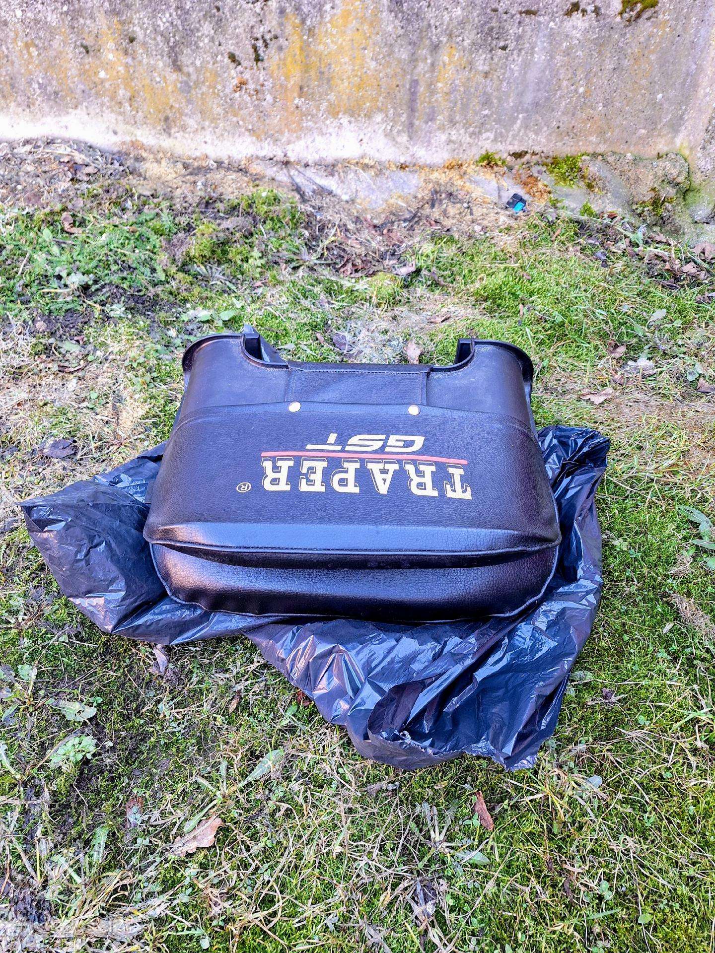 Kėdė žvejybinei platformai(80eur.)