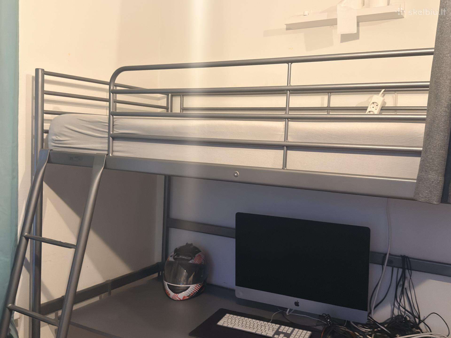 Ikea lova su rašomu stalu ir spintele