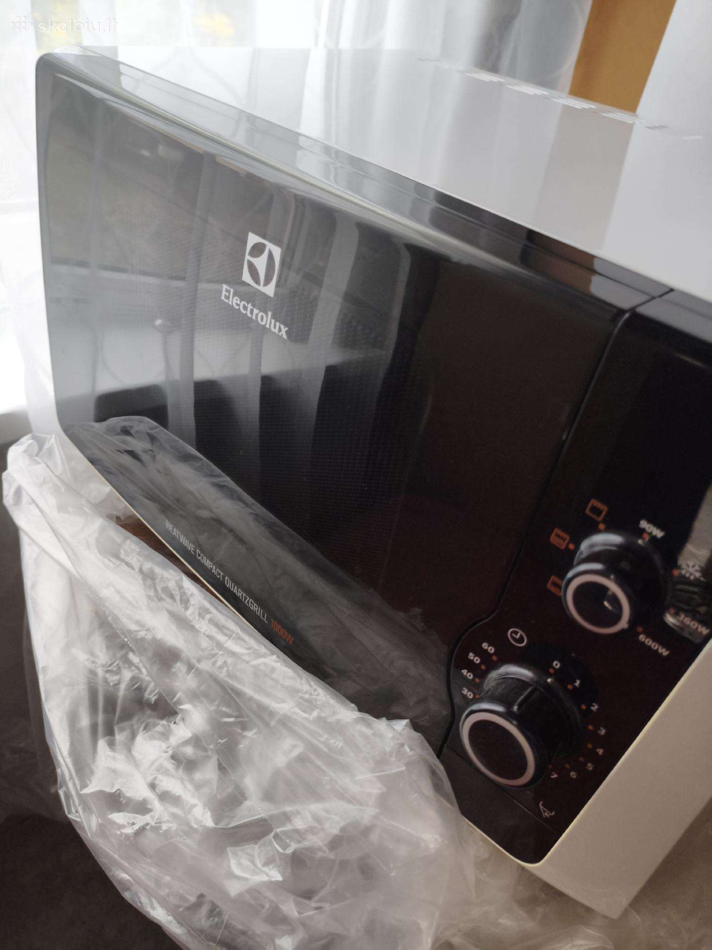 Mikrobangų krosnelė su grilium Model Emm 21 150w