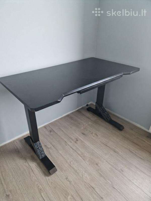 Ikea Uppspel Aukščio reguliuojamas stalas 140x80cm