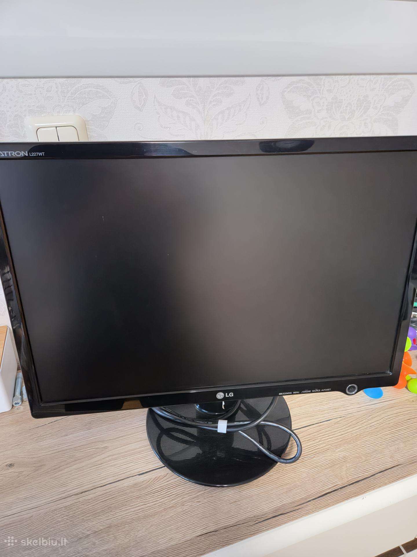 LG Flatron L227wt-pf 22" LCD monitorius