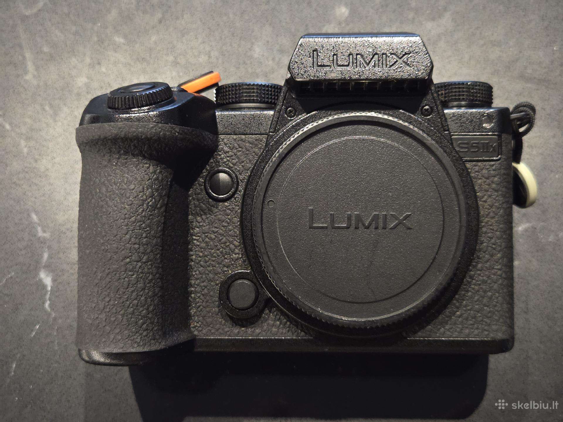 Lumix S5iix