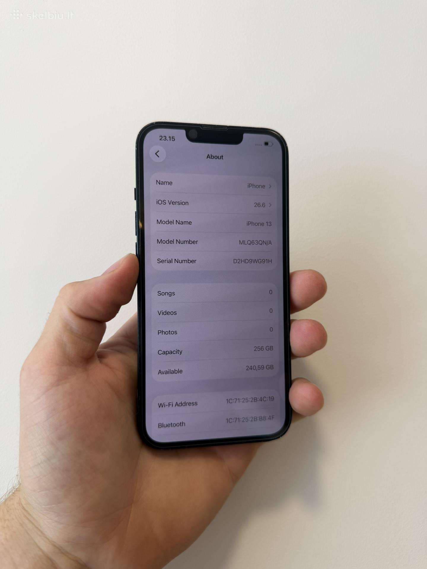 iPhone 13 256