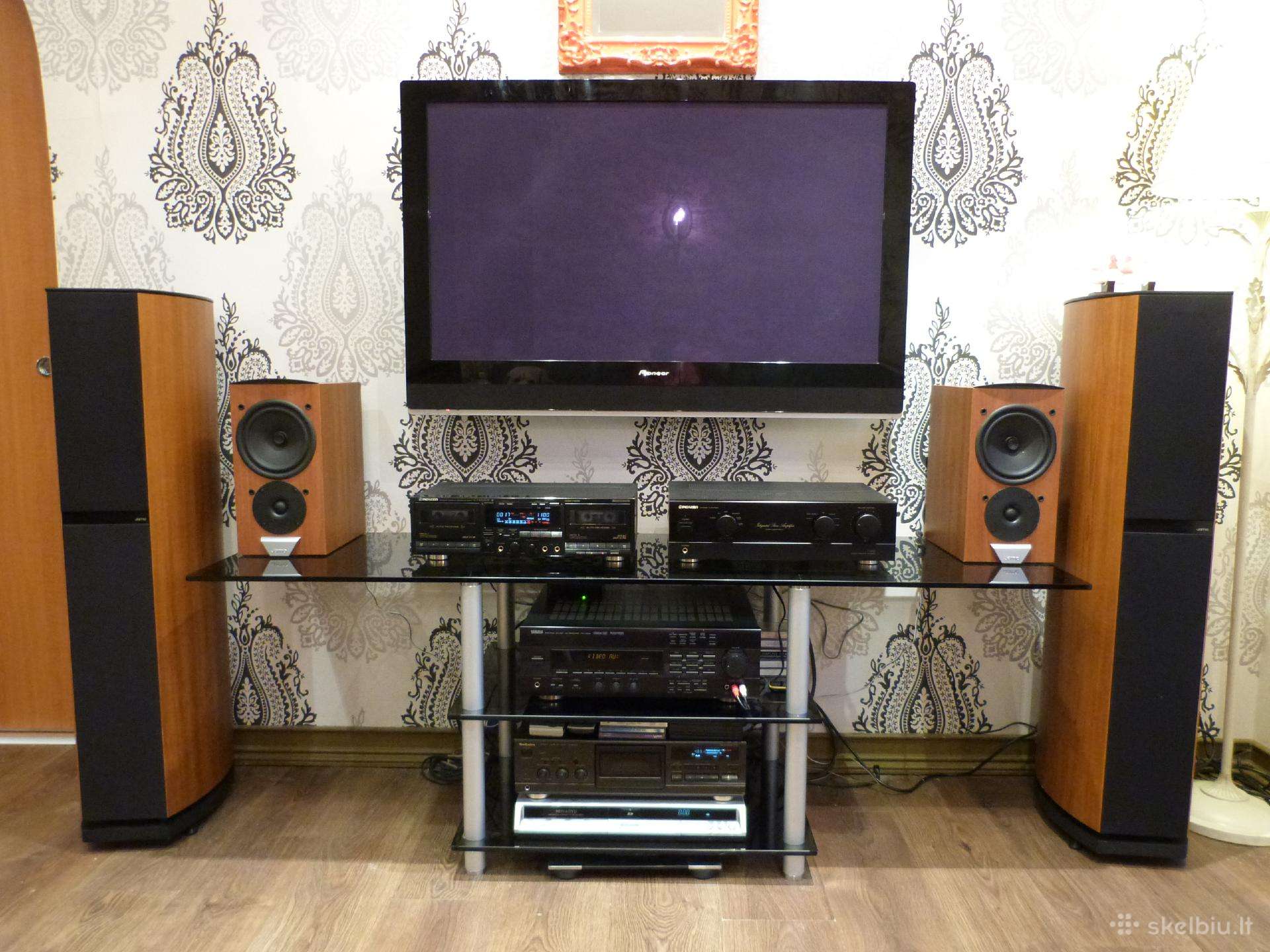 Hi-fi garso koloneles Jamo. Tannoy.
